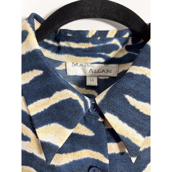 Vintage short sleeved blouse with navy blue zebra abstract motif - Picture 5 of 6